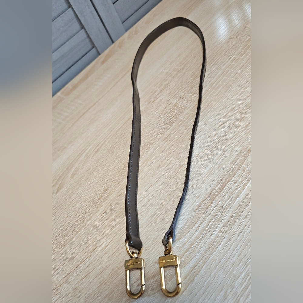 Authentic LOUIS VUITTON Vachetta Leather Strap - Picture 3 of 7